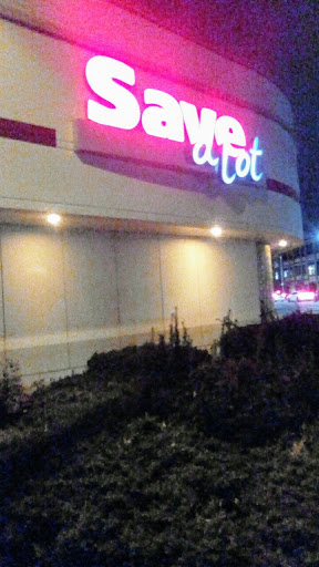 Grocery Store «Save-A-Lot», reviews and photos, 954 Main St, East Hartford, CT 06108, USA