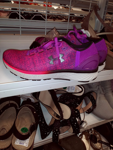 Clothing Store «Ross Dress for Less», reviews and photos, 8102 N Davis Hwy, Pensacola, FL 32514, USA