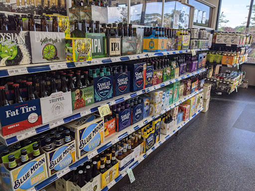 Liquor Store «Montgomery County Liquor & Wine - Kingsview», reviews and photos, 18323 Leaman Farm Rd, Germantown, MD 20874, USA