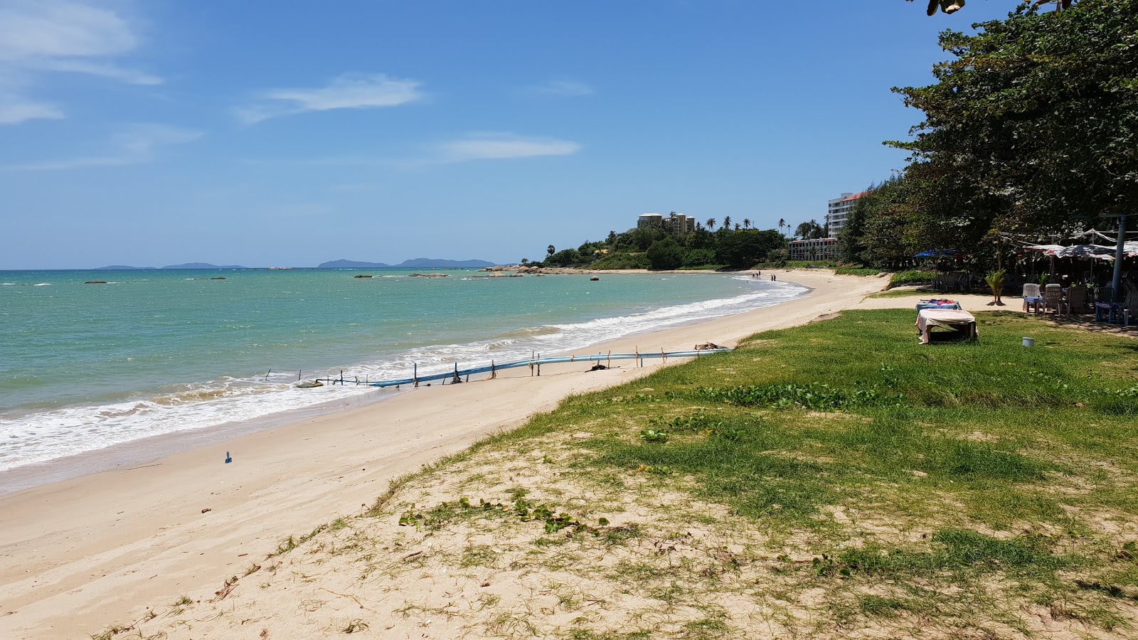 Foto van Phayun Beach met beige zand oppervlakte
