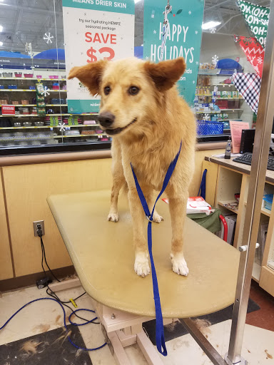Pet Supply Store «PetSmart», reviews and photos, 1300 John F Kennedy Rd, Dubuque, IA 52002, USA