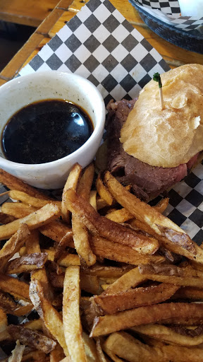 Barbecue Restaurant «Warthog Barbeque Pit», reviews and photos, 4921 20th St E, Fife, WA 98424, USA