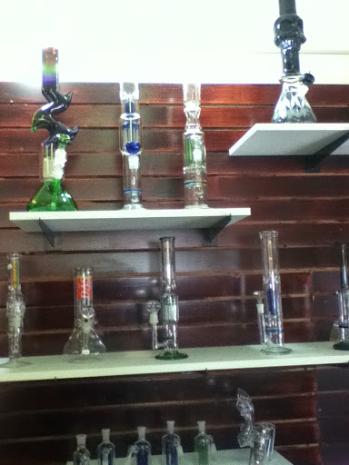 Tobacco Shop «EZ Tobacco and Gifts», reviews and photos, 300 St John St, Havre De Grace, MD 21078, USA