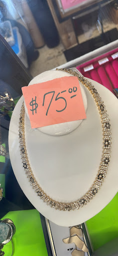 Thrift Store «JUNK 4 UR TRUNK THRIFT STORE», reviews and photos, 5494 New Jesup Hwy, Brunswick, GA 31523, USA