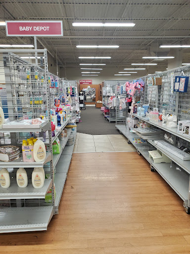 Clothing Store «Burlington Coat Factory», reviews and photos, 6900 Chestnut St, Gilroy, CA 95020, USA