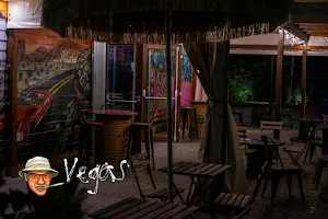 Vegas Viareggio - Dj Set Musica dal vivo - Pub - Aperitivi - Dopo Cena image