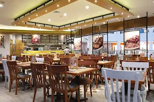 Imperial Kitchen & Dimsum - Cipinang Indah Mall image