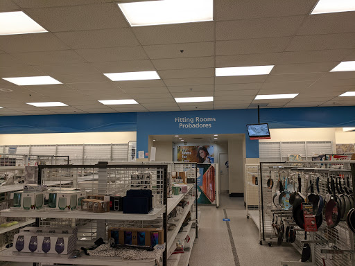 Clothing Store «Ross Dress for Less», reviews and photos, 13510 Whittier Blvd, Whittier, CA 90605, USA