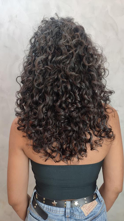 Logo da empresa - Vilela Hair - Cachos