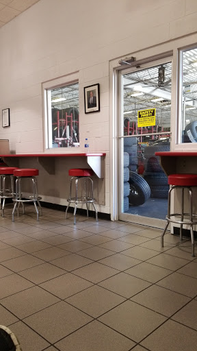 Tire Shop «Discount Tire Store - Ocala, FL», reviews and photos, 2701 SW College Rd #800, Ocala, FL 34474, USA