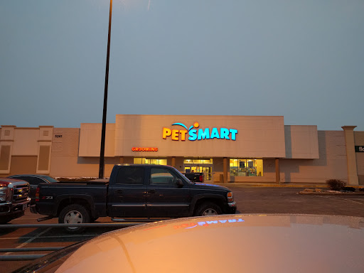 Pet Supply Store «PetSmart», reviews and photos, 5241 Frederica St, Owensboro, KY 42301, USA