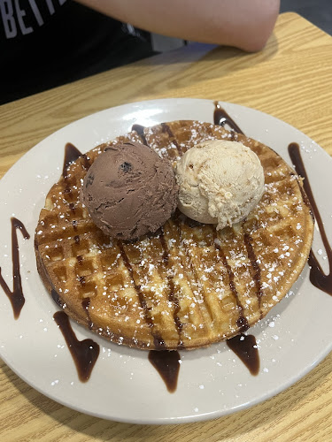 Reviews of Waffles & Scoops - Singapore - Ice cream