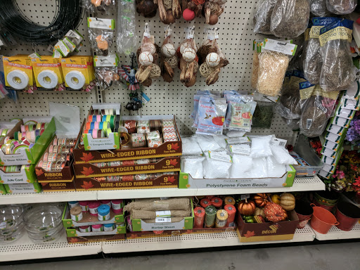 Dollar Store «Dollar Tree», reviews and photos, 2375 S Hwy 27, Clermont, FL 34711, USA