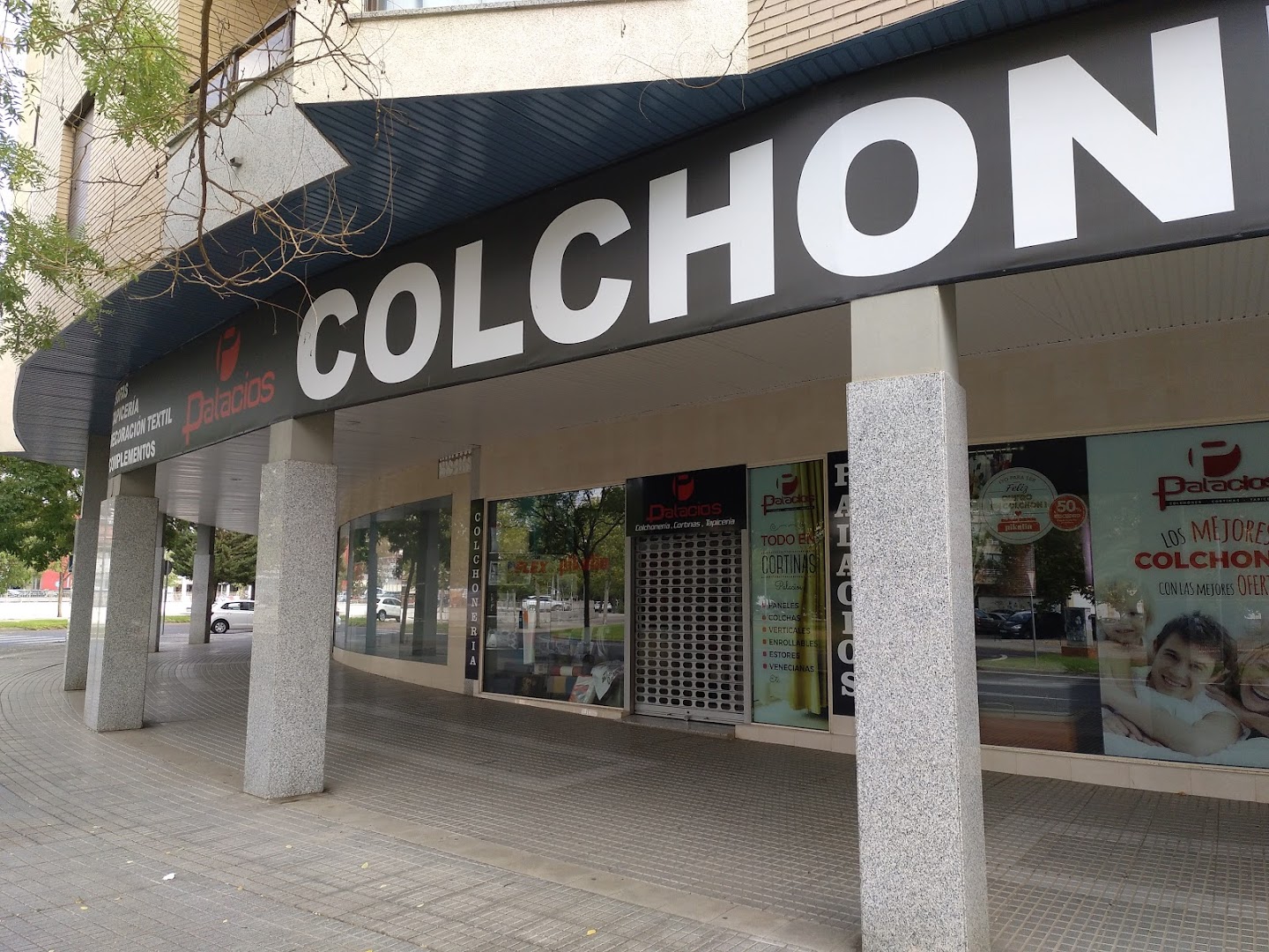 COLCHONERÍA TAPICERÍA CORTINAJE EN BADAJOZ PALACIOS