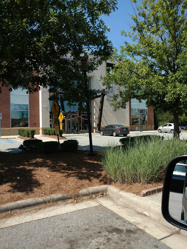 Camping Store «REI», reviews and photos, 3334 W Friendly Ave #140, Greensboro, NC 27410, USA