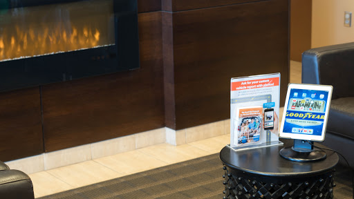 Tire Shop «Paramount Auto Service Woodbury West», reviews and photos, 1707 Weir Dr, Woodbury, MN 55125, USA