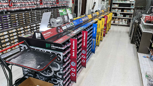 Hardware Store «DIY Center», reviews and photos, 3221 W Magnolia Blvd, Burbank, CA 91505, USA