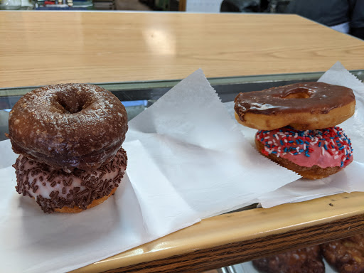 Donut Shop «American Donut», reviews and photos, 727 Simms St F, Golden, CO 80401, USA
