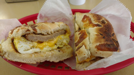 Donut Shop «Donut Castle», reviews and photos, 11831 E 13 Mile Rd, Warren, MI 48093, USA