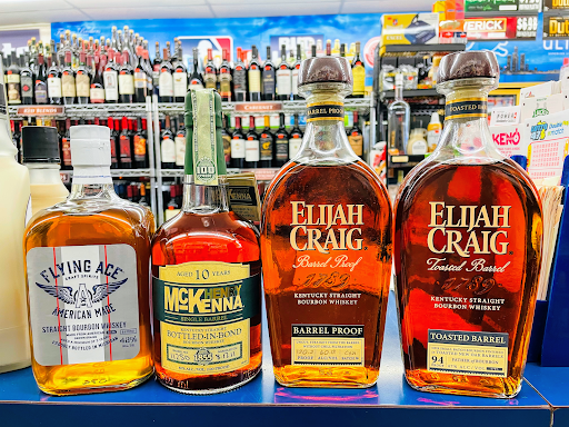 Liquor Store «Main Street Liquor», reviews and photos, 243 E 14 Mile Rd, Clawson, MI 48017, USA