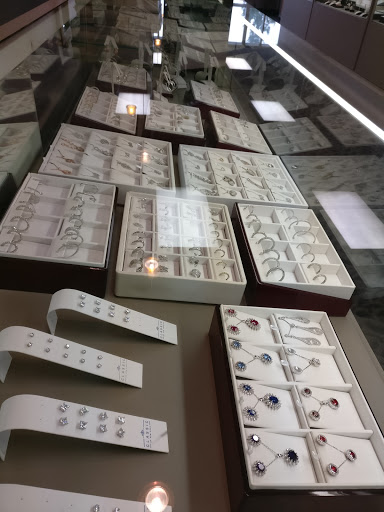 Jewelry Store «J & M Jewelers», reviews and photos, 7805 26 Mile Rd, Washington, MI 48094, USA