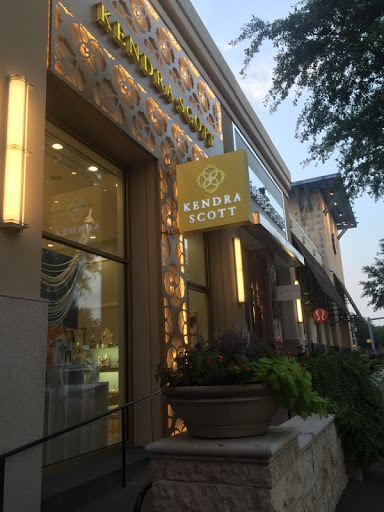 Jewelry Store «Kendra Scott», reviews and photos, 5800 Legacy Dr C2A, Plano, TX 75024, USA