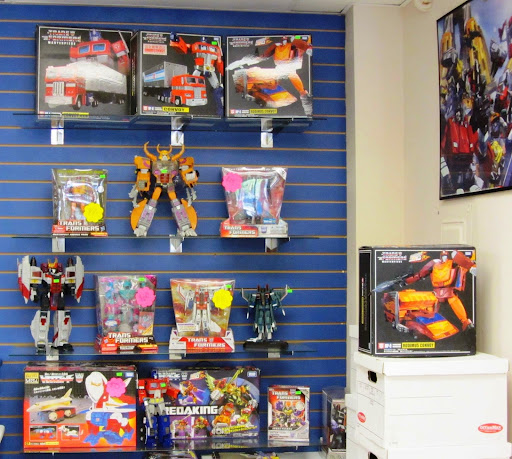 Comic Book Store «Amazing Heroes», reviews and photos, 12832 NE 85th St, Kirkland, WA 98033, USA