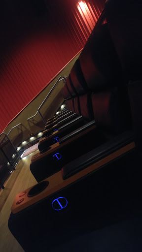 Movie Theater «Regal Cinemas West Manchester 13», reviews and photos, 455 Town Center Dr, York, PA 17408, USA