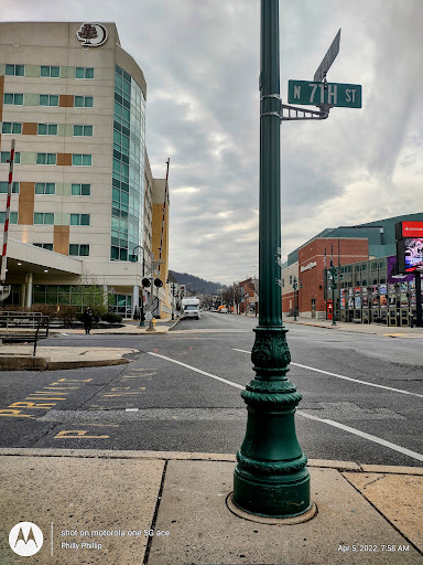 Donut Shop «Dunkin Donuts», reviews and photos, 645 Penn St, Reading, PA 19601, USA