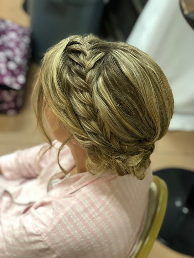 Hair Salon «Shannon Goode - GoodeHair - Hair Stylist», reviews and photos, 372 E Main St, Columbus, OH 43215, USA