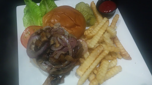 Jazz Club «How Art Thou Jazz Club & Restaurant», reviews and photos, 1956 Maybank Hwy, Charleston, SC 29412, USA