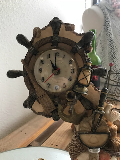 Thrift Store «Visalia Emergency Aid Council Thrift Store», reviews and photos