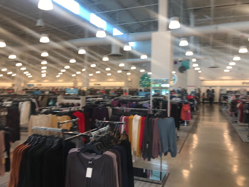 Department Store «Nordstrom Rack Easton Market», reviews and photos, 3736 Easton Market, Columbus, OH 43219, USA