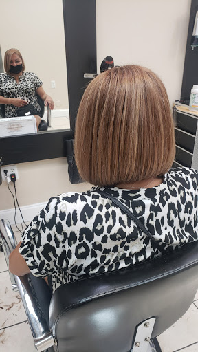 Beauty Salon «Arley Beauty Salon», reviews and photos, 522 Red Rd, Miami, FL 33126, USA