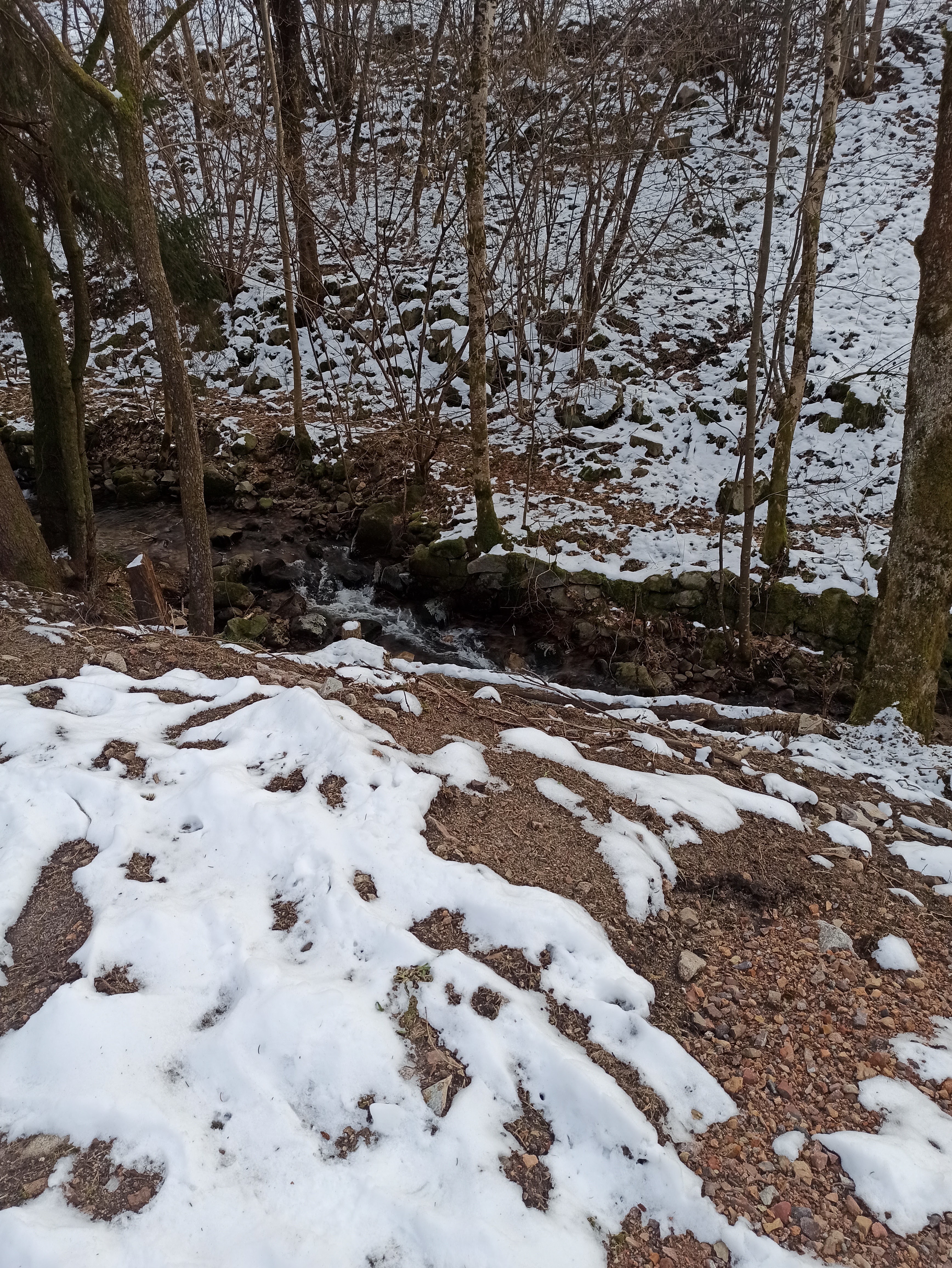 Photo n° 4 de l'avis de Fontaine.i fait le 21/02/2023 à 07:31