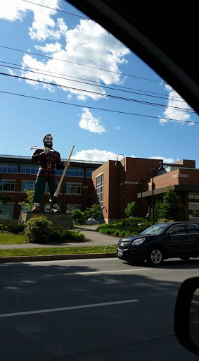 Monument «Paul Bunyan Statue», reviews and photos, 519 Main St, Bangor, ME 04401, USA