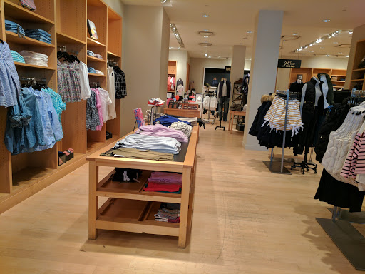 Clothing Store «J.Crew», reviews and photos, 1234 Burlingame Ave, Burlingame, CA 94010, USA