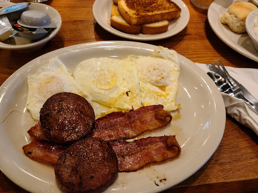 American Restaurant «Cracker Barrel Old Country Store», reviews and photos, 4700 Portsmouth Blvd, Chesapeake, VA 23321, USA