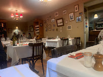Atmosphère du Restaurant français Le Bistrot de Louis à Quimper - n°5
