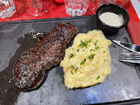 Steak du Restaurant à viande Le Beef Marais Steakhouse - Restaurant de viandes maturées, côte de Bœuf d'exception à Paris - n°4
