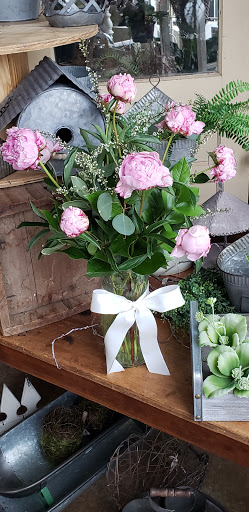 Florist «Cottonwood Florist», reviews and photos, 4681 W 20th St, Greeley, CO 80634, USA