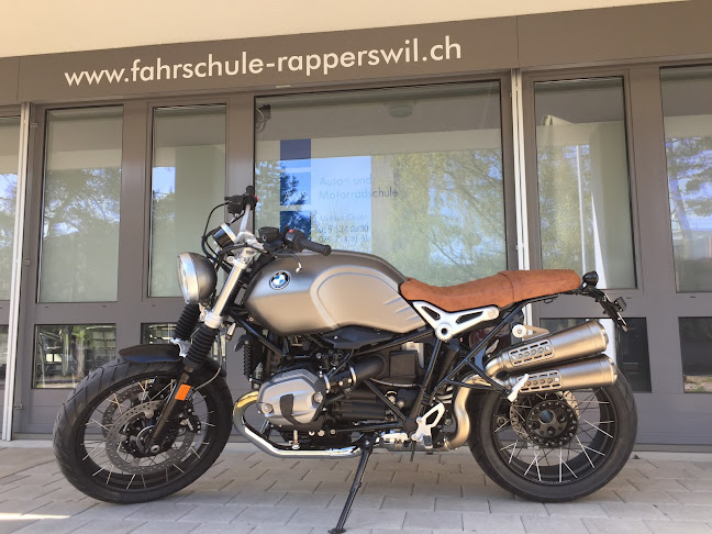 Rezensionen über AMS, Auto- und Motorradschule in Freienbach - Fahrschule