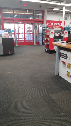 Office Supply Store «Staples», reviews and photos, 91-30 Van Wyck Expy, Jamaica, NY 11418, USA