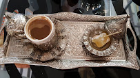 Plats et boissons du Restaurant turc Le Mezze du chef çig köfte à Paris - n°10