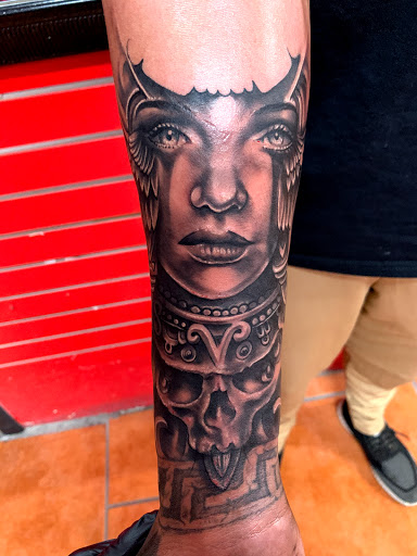 Explore men's arm sleeve tattoo ideas, creative tattoo ideas in El Paso, available at Estilo Firme Tattoo Co.