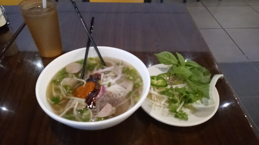 Broken Rice & Pho Restaurant Com Tam Viet