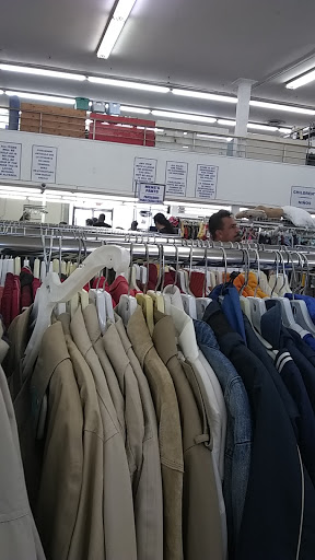Thrift Store «Bell Thrift Store Inc», reviews and photos, 6627 Atlantic Ave, Bell, CA 90201, USA