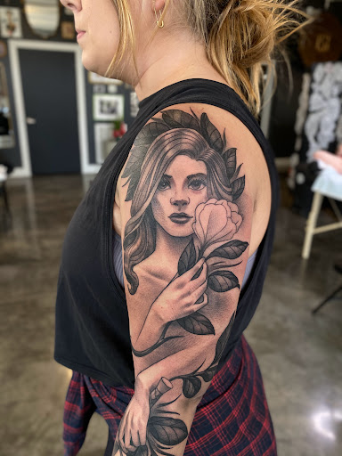 Tattoo Shop «Safe House Tattoo Studio», reviews and photos, 1200 Clinton St #40, Nashville, TN 37203, USA