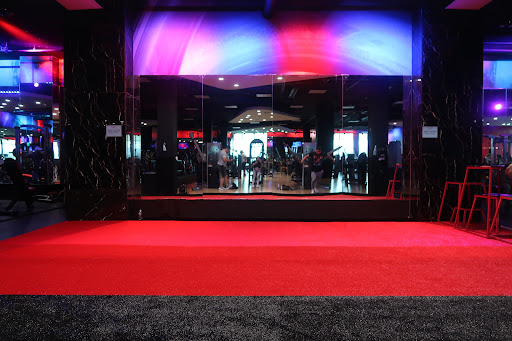 Health Club «USA FITNESS SUPER CENTER», reviews and photos, 13640 Foothill Blvd, Sylmar, CA 91342, USA