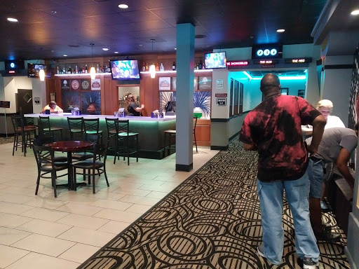 Movie Theater «Cinema Cafe», reviews and photos, 1401 Greenbrier Pkwy, Chesapeake, VA 23320, USA